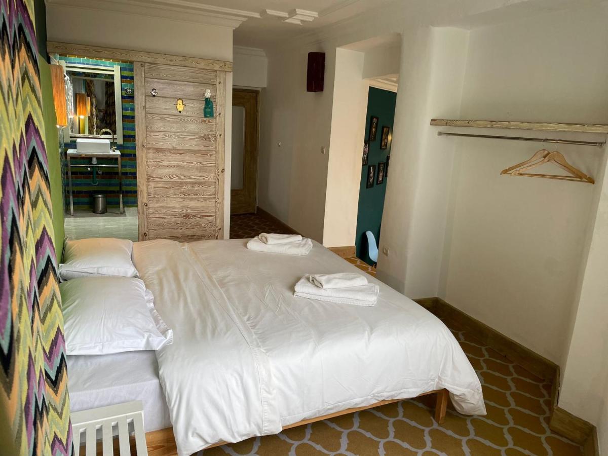 Mama Souiri Hotel Szavíra Kültér fotó