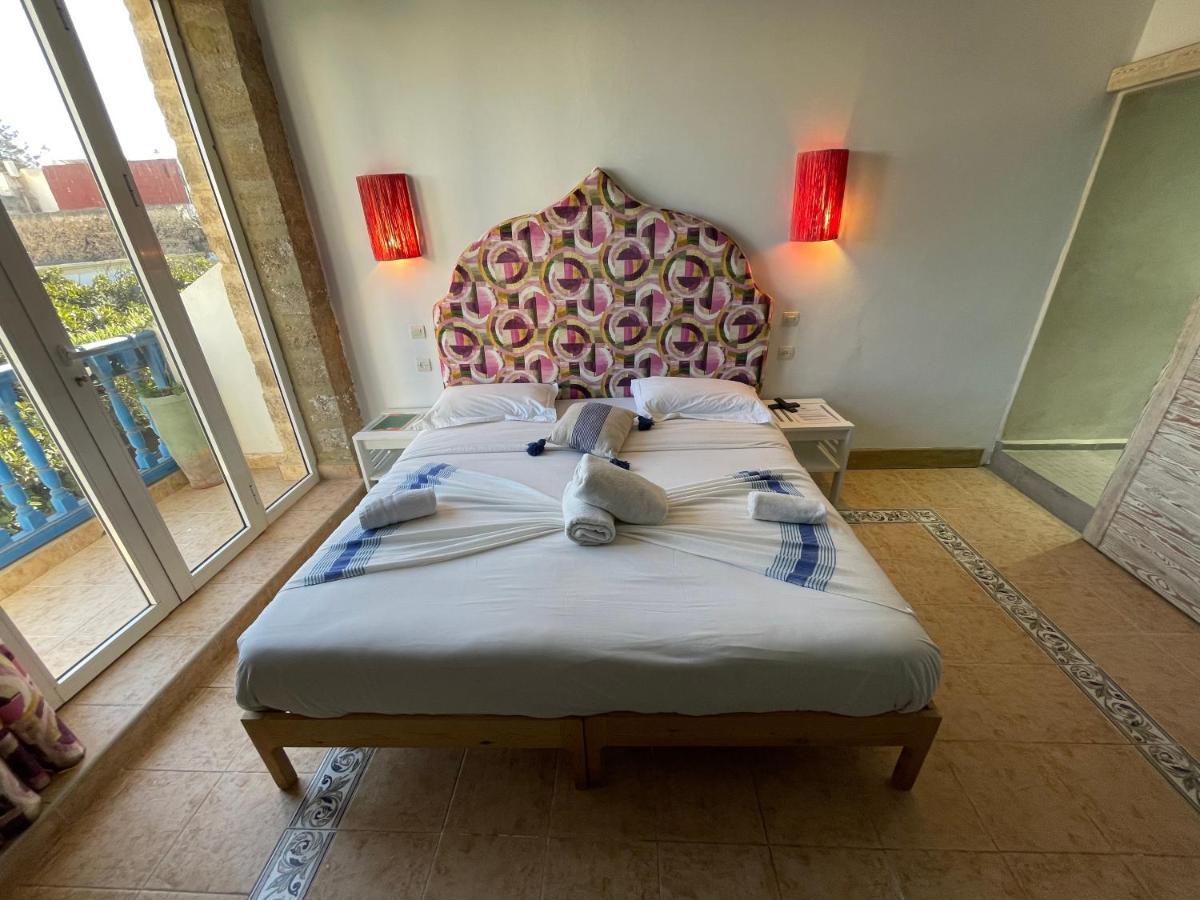Mama Souiri Hotel Szavíra Kültér fotó
