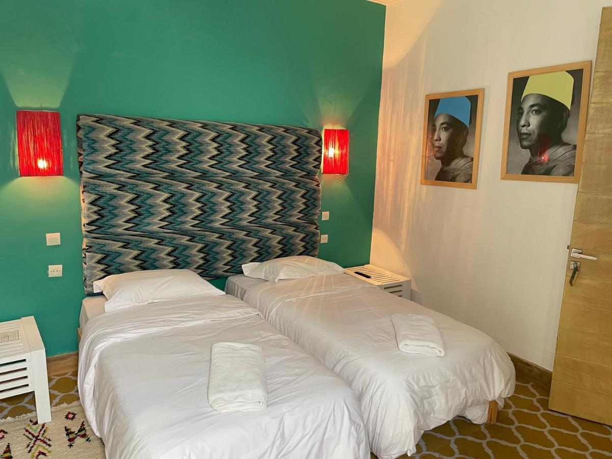 Mama Souiri Hotel Szavíra Kültér fotó