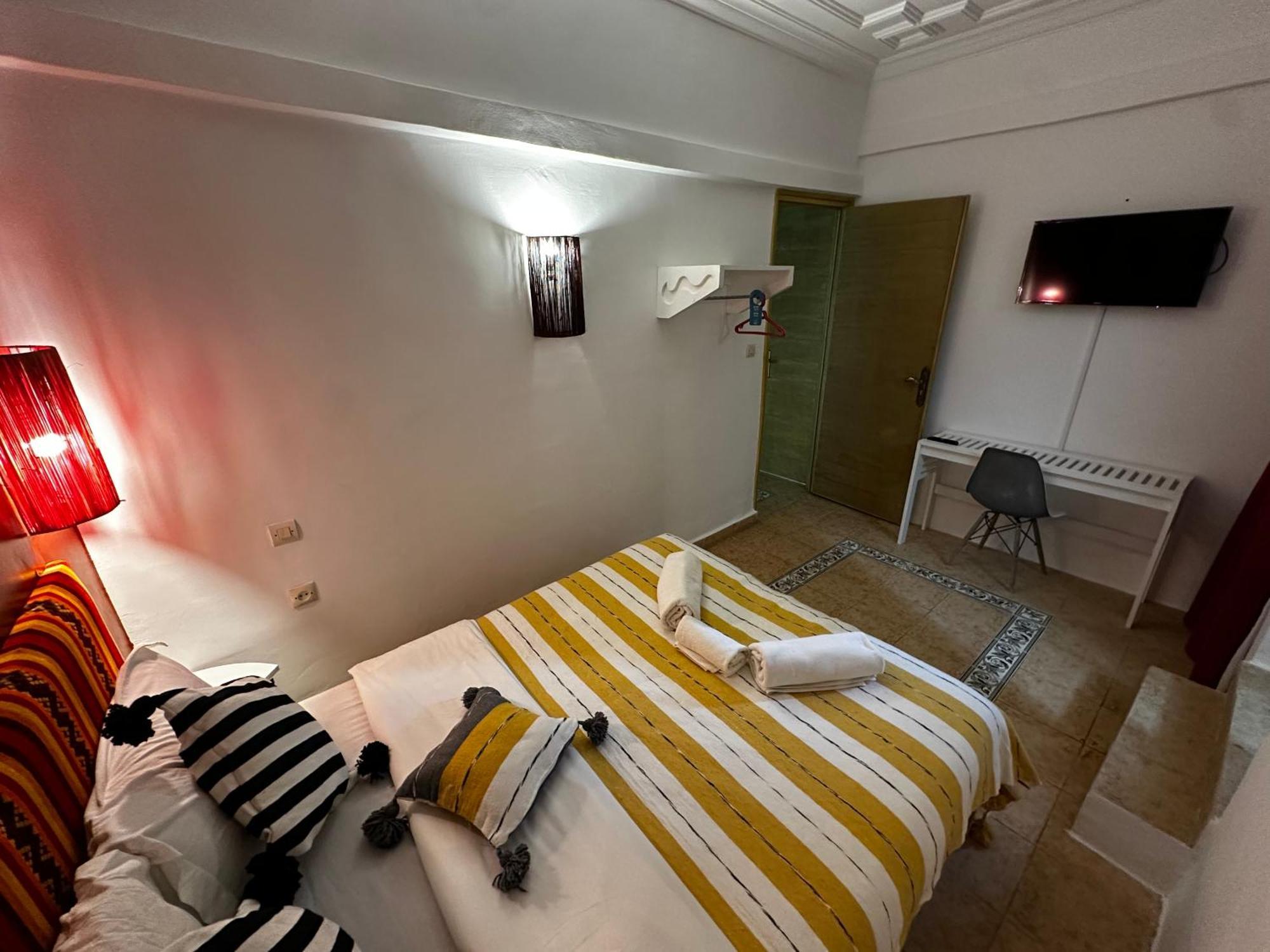 Mama Souiri Hotel Szavíra Kültér fotó