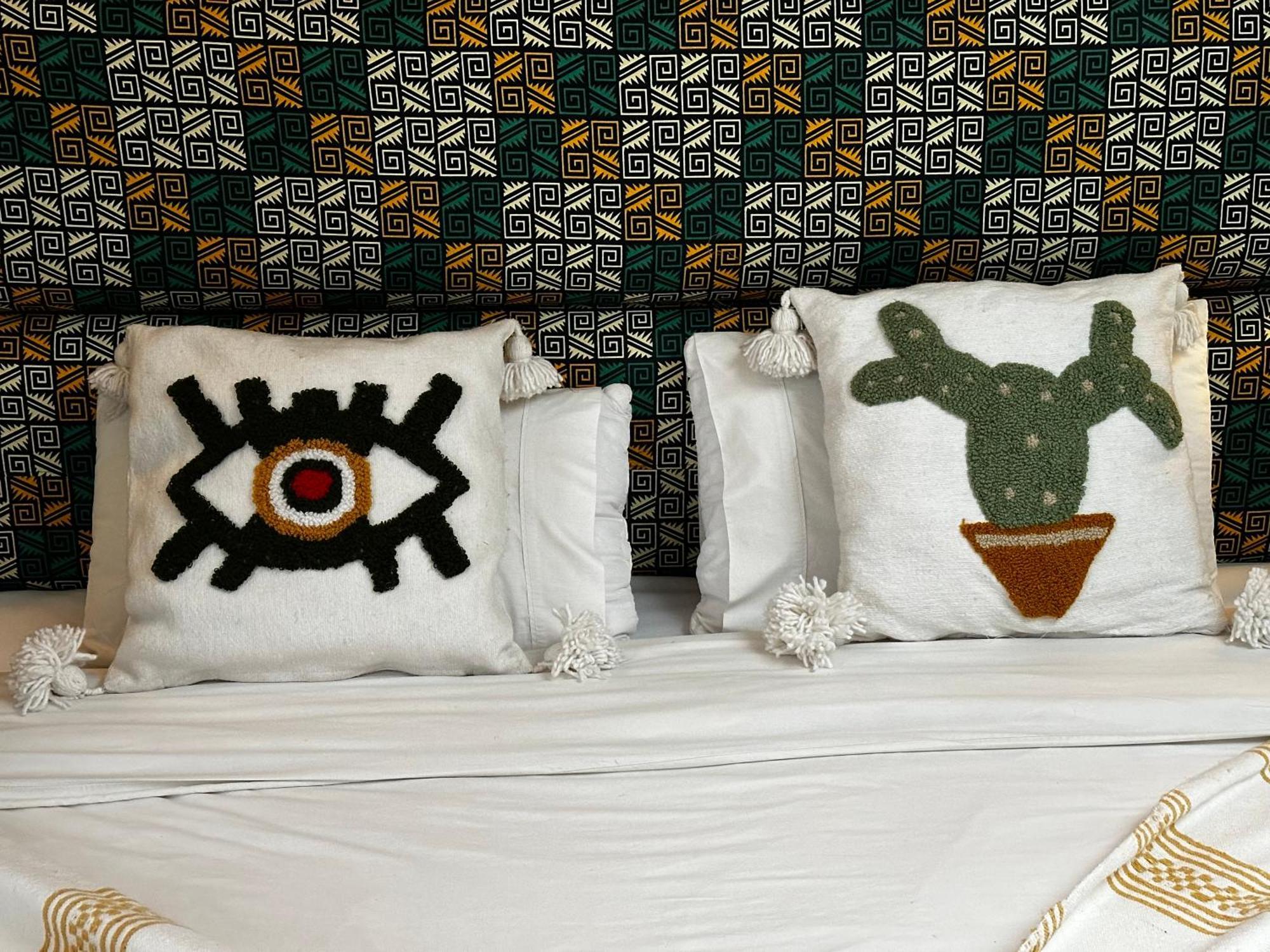 Mama Souiri Hotel Szavíra Kültér fotó