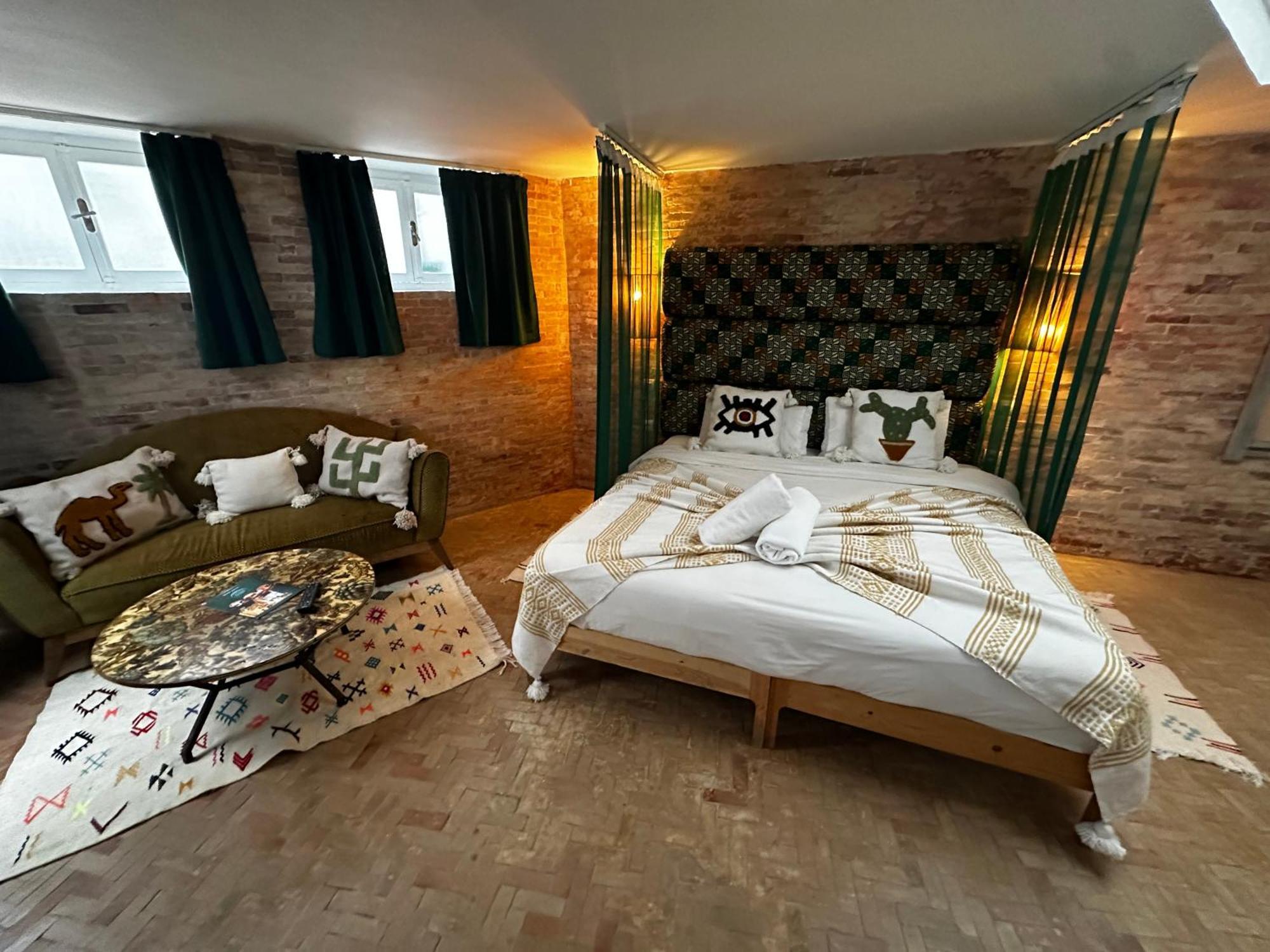 Mama Souiri Hotel Szavíra Kültér fotó