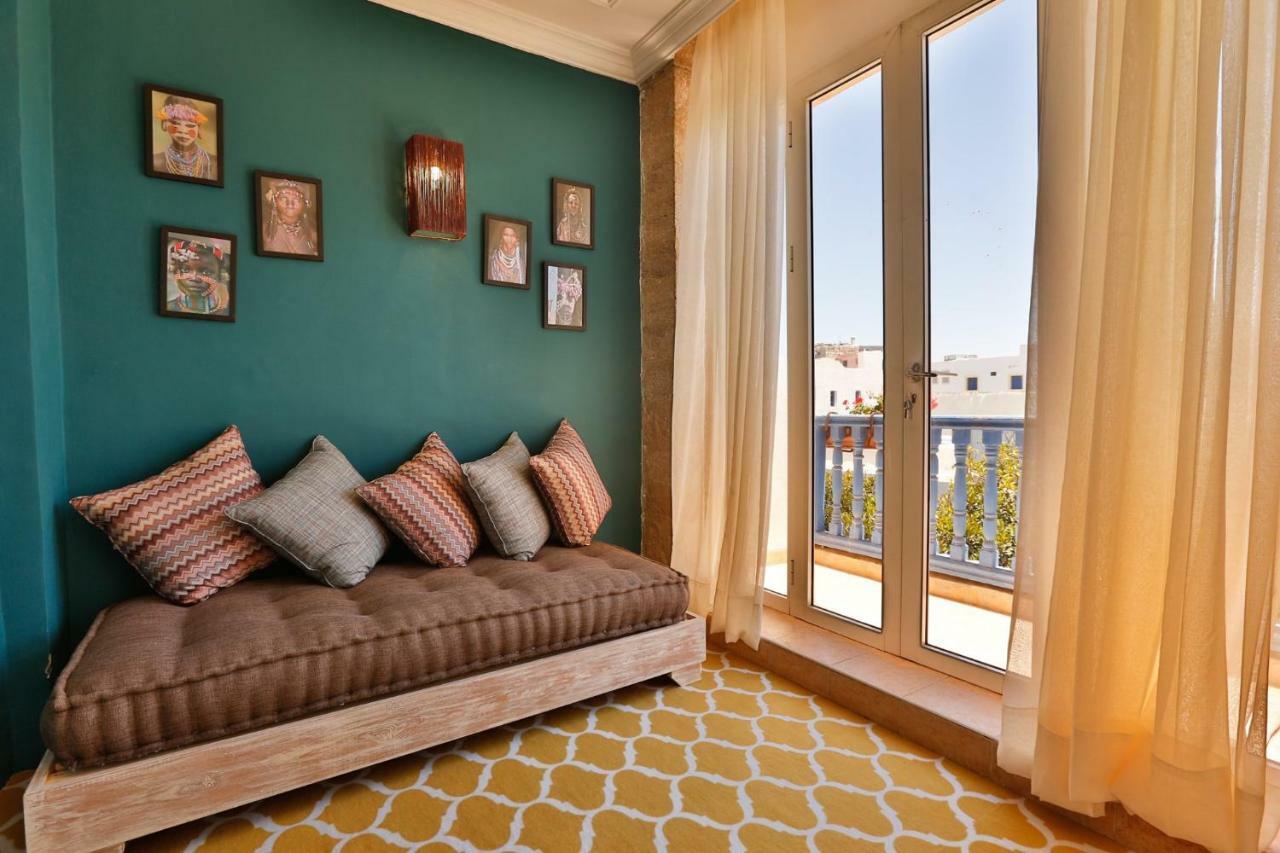 Mama Souiri Hotel Szavíra Kültér fotó